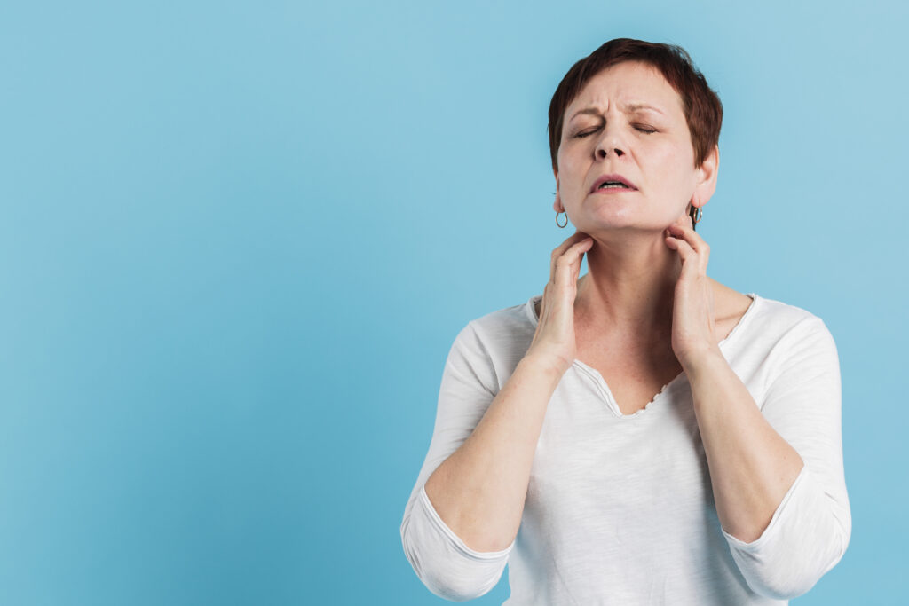 15 Effective Natural Home Remedies For Throat Infection 